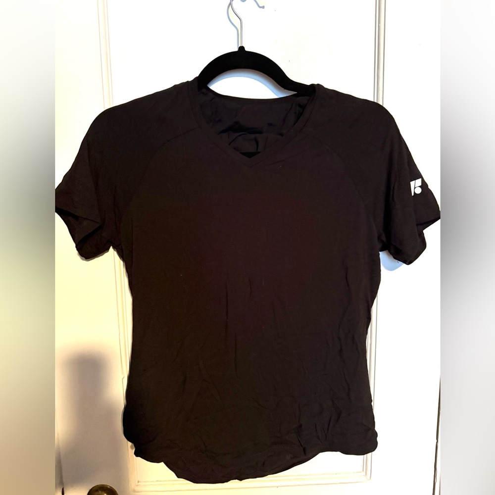 Forme Science Posture Enhancing Core V-Neck. Excellent Like New Condition